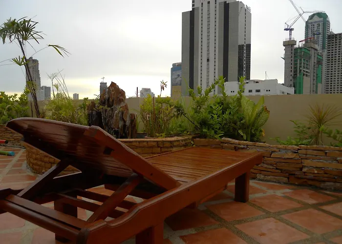 Sathorn View